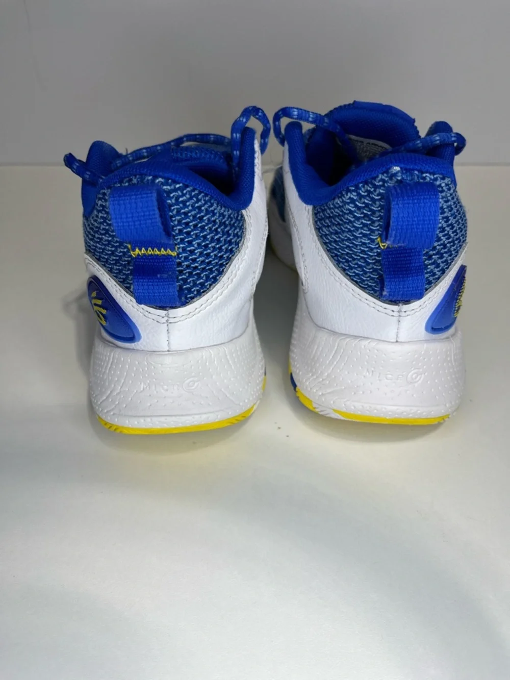 Under Armour Curry 3Z24 Basketball Shoes Kids Blue Yellow White Size 5